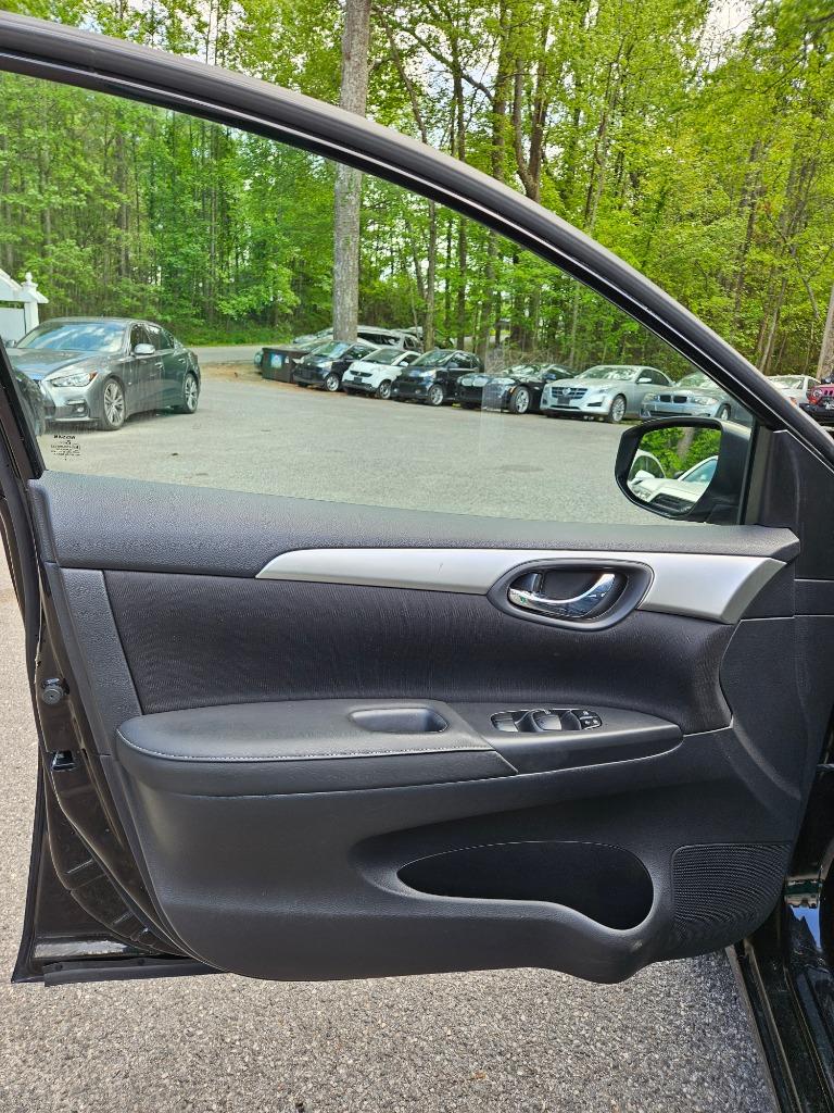 2018 Nissan Sentra S photo