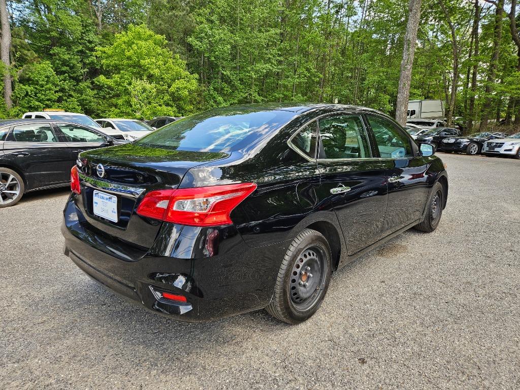 2018 Nissan Sentra S photo