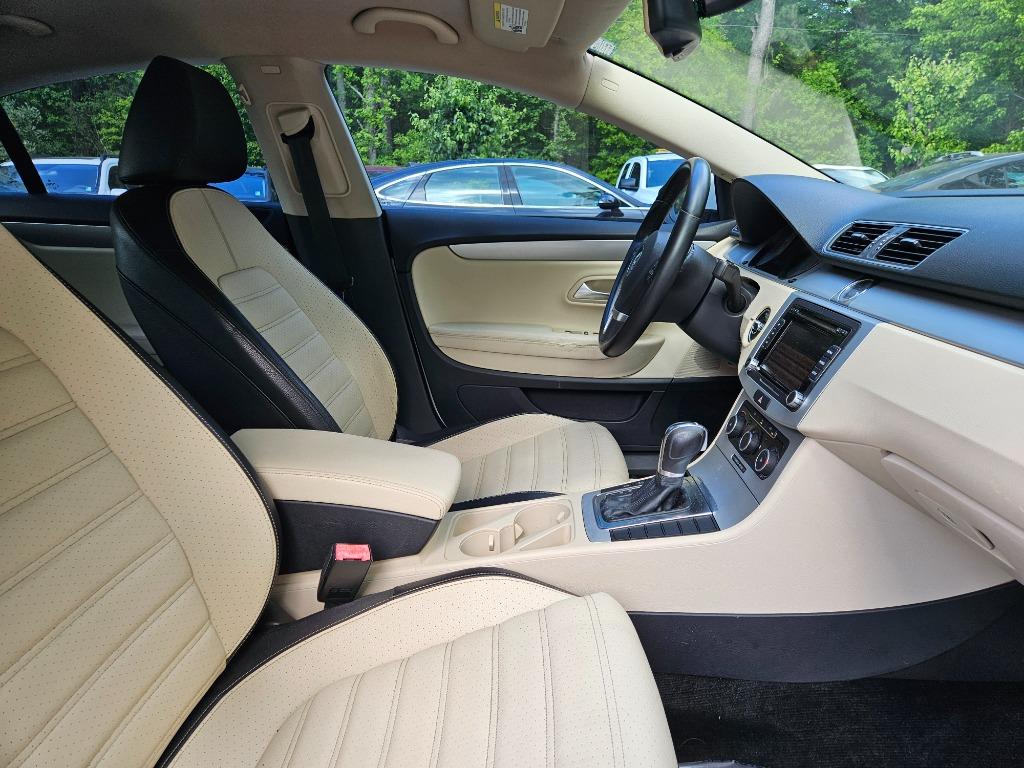 2012 Volkswagen CC Sport PZEV photo