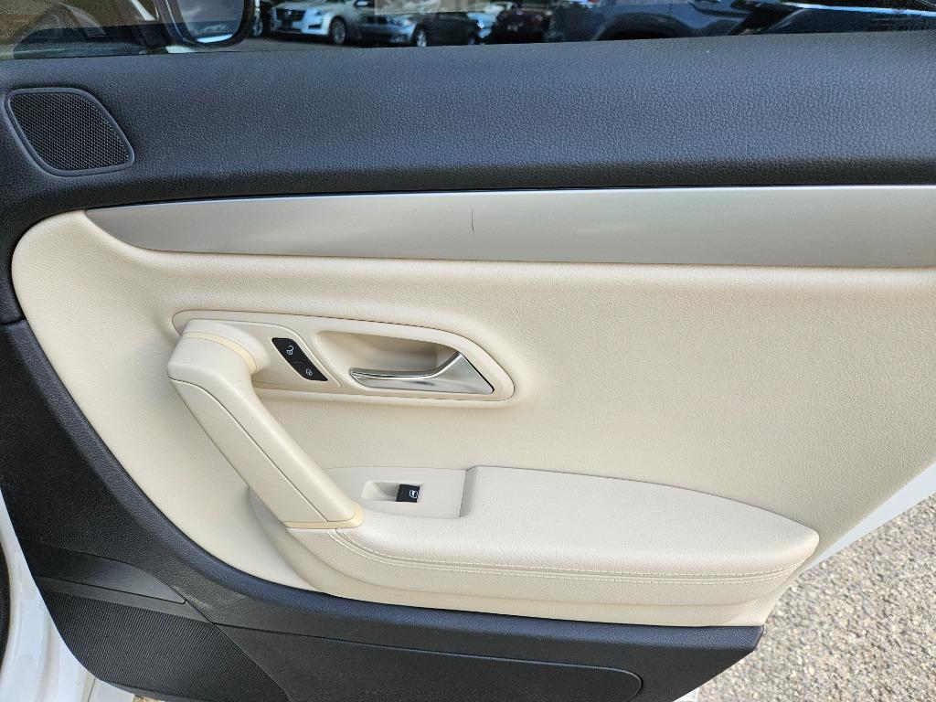2012 Volkswagen CC Sport PZEV photo