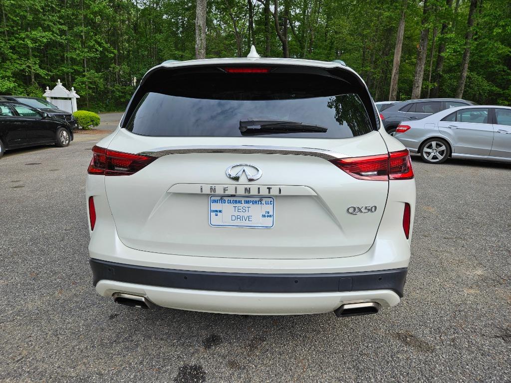 2021 Infiniti QX50 Luxe photo
