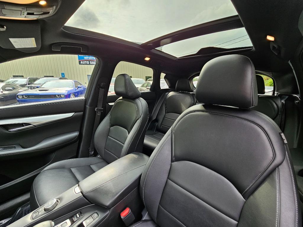 2021 Infiniti QX50 Luxe photo