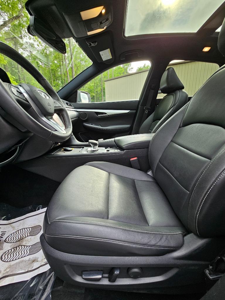2021 Infiniti QX50 Luxe photo