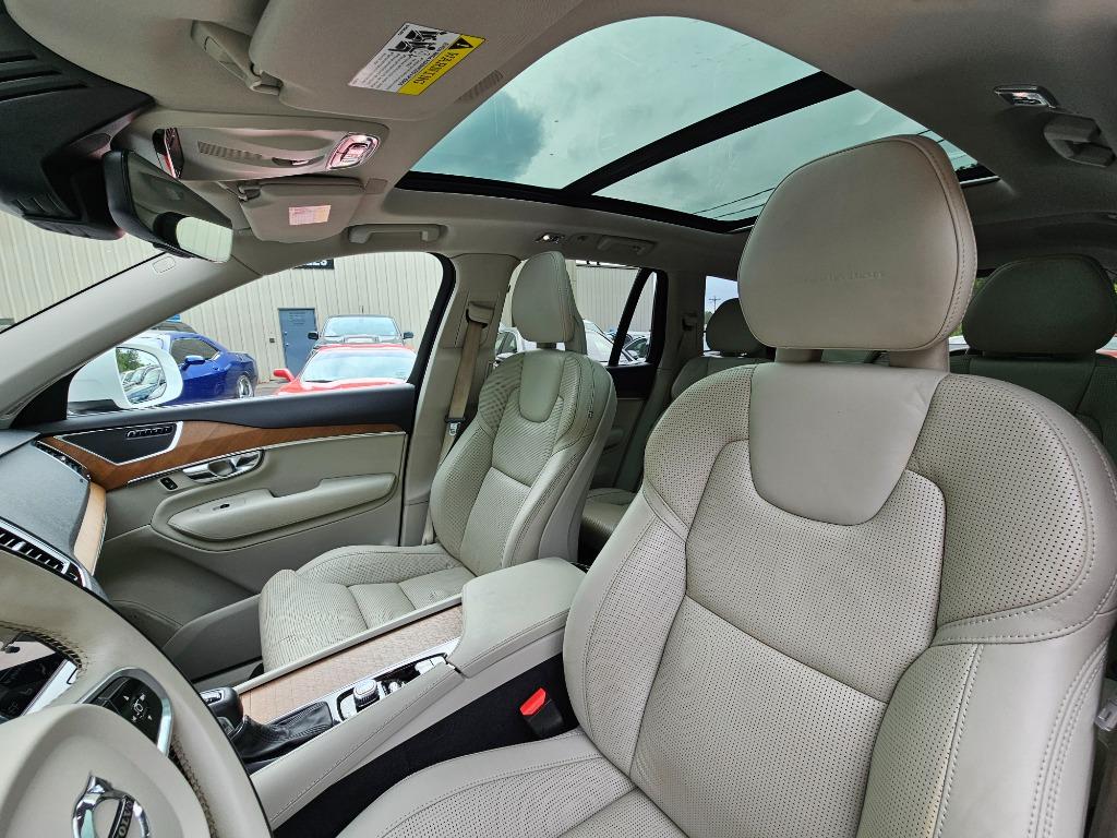 2017 Volvo XC90 T6 - Inscription photo