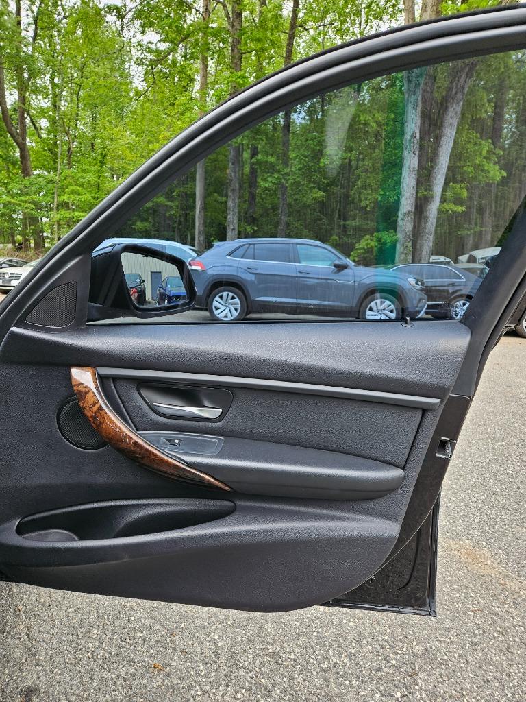 2013 BMW MDX 328i photo