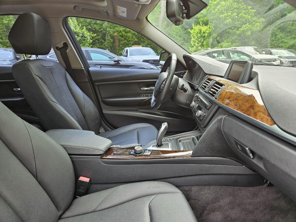 2013 BMW MDX 328i photo