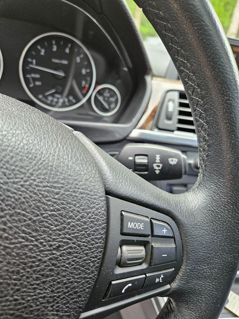 2013 BMW MDX 328i photo