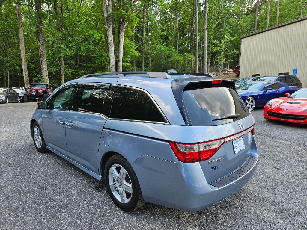 2011 Honda Odyssey Touring photo