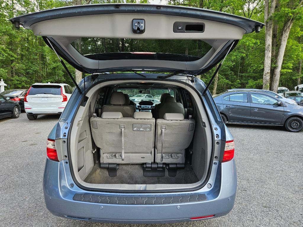 2011 Honda Odyssey Touring photo