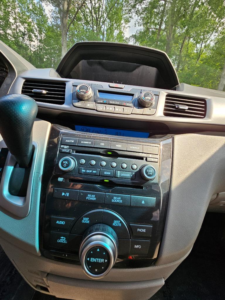 2011 Honda Odyssey Touring photo