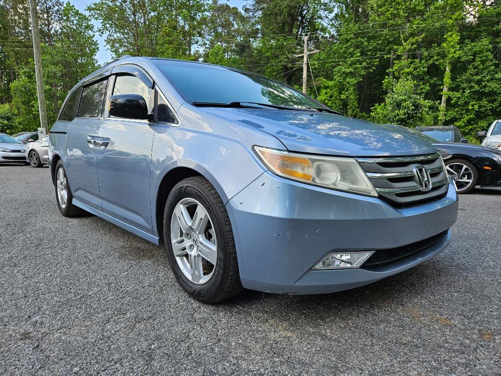 2011 Honda Odyssey Touring photo
