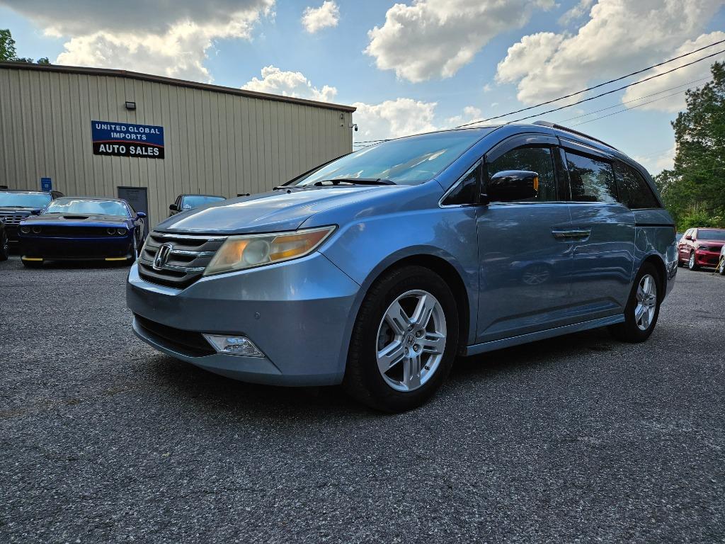 2011 Honda Odyssey Touring photo