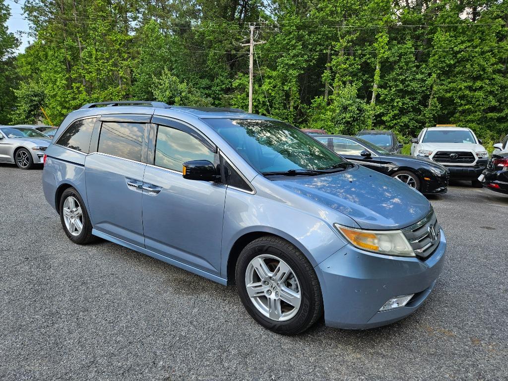 2011 Honda Odyssey Touring photo