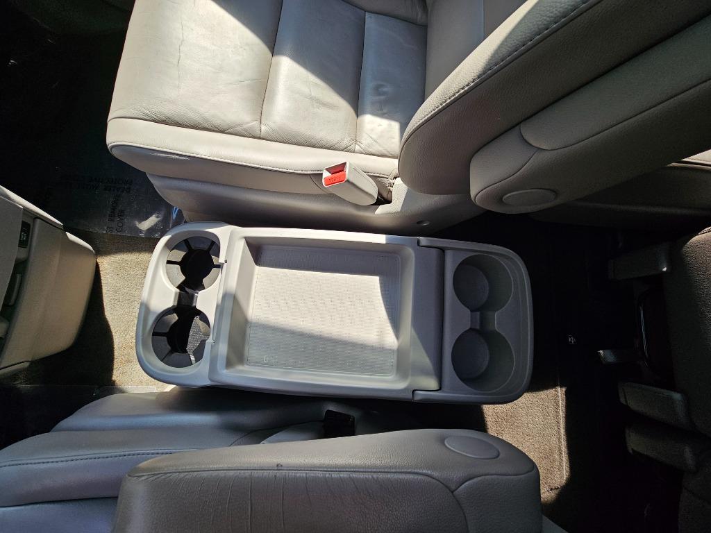 2011 Honda Odyssey Touring photo
