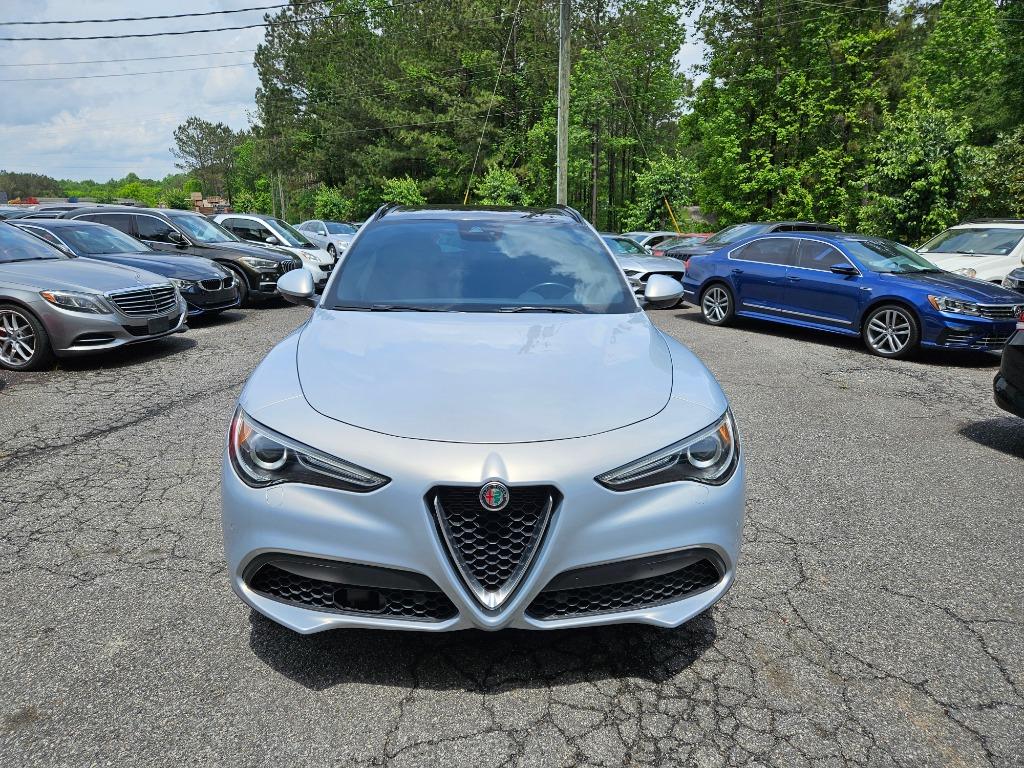2022 Alfa Romeo Stelvio - $23,600