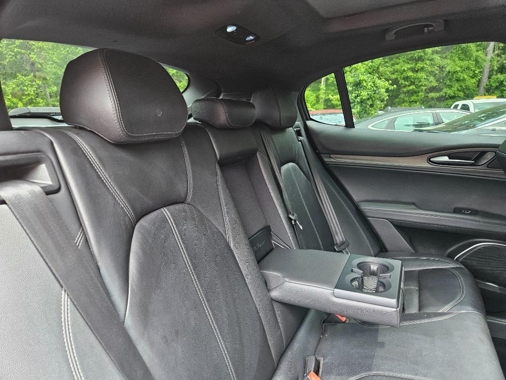 2022 Alfa Romeo Stelvio - $23,600