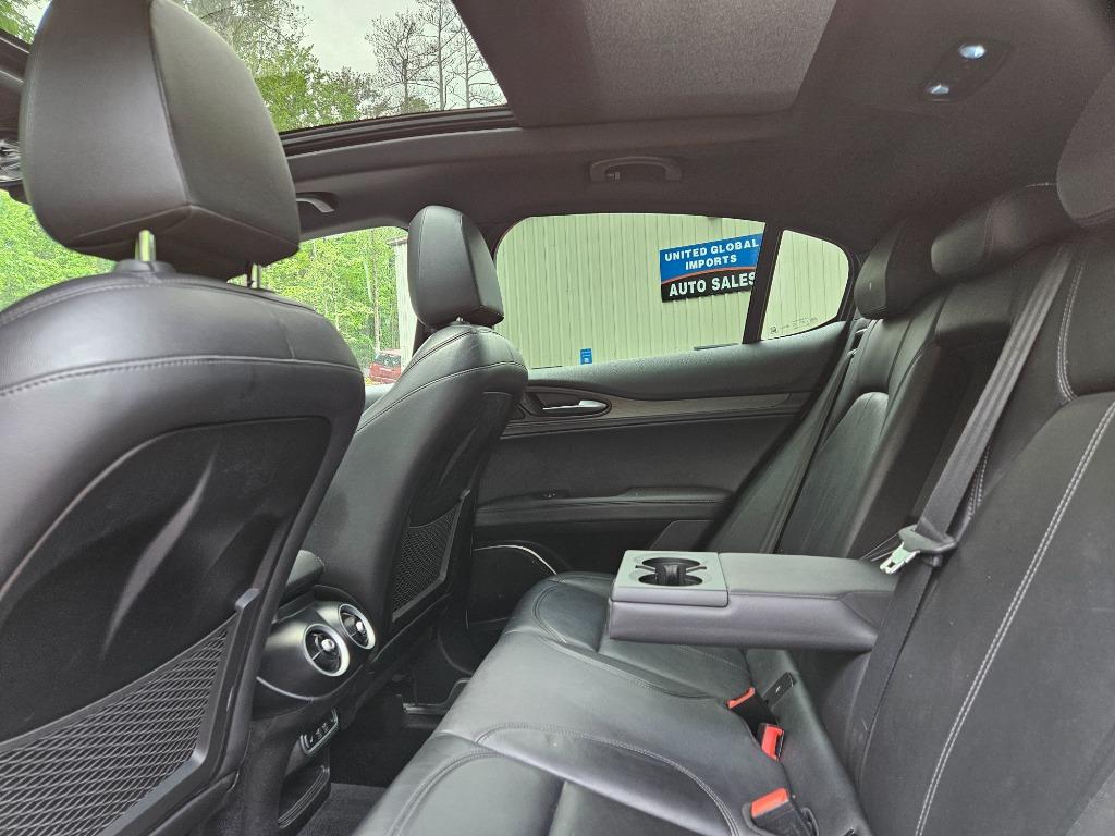 2022 Alfa Romeo Stelvio - $23,600