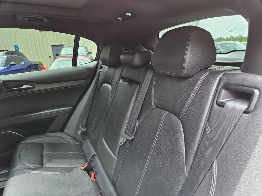 2022 Alfa Romeo Stelvio - $23,600