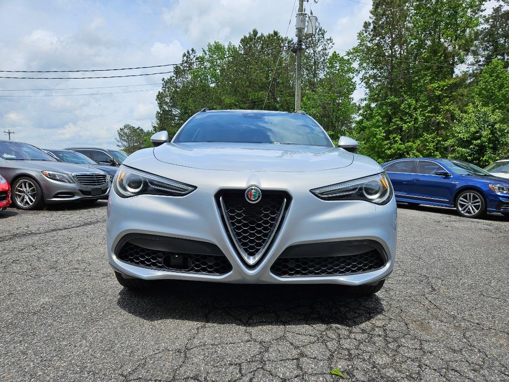 2022 Alfa Romeo Stelvio - $23,600