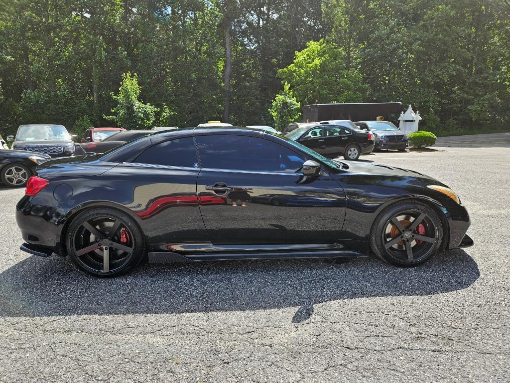 2009 Infiniti Legend Sport photo