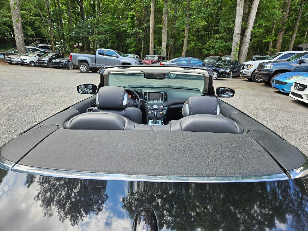2009 Infiniti Legend Sport photo