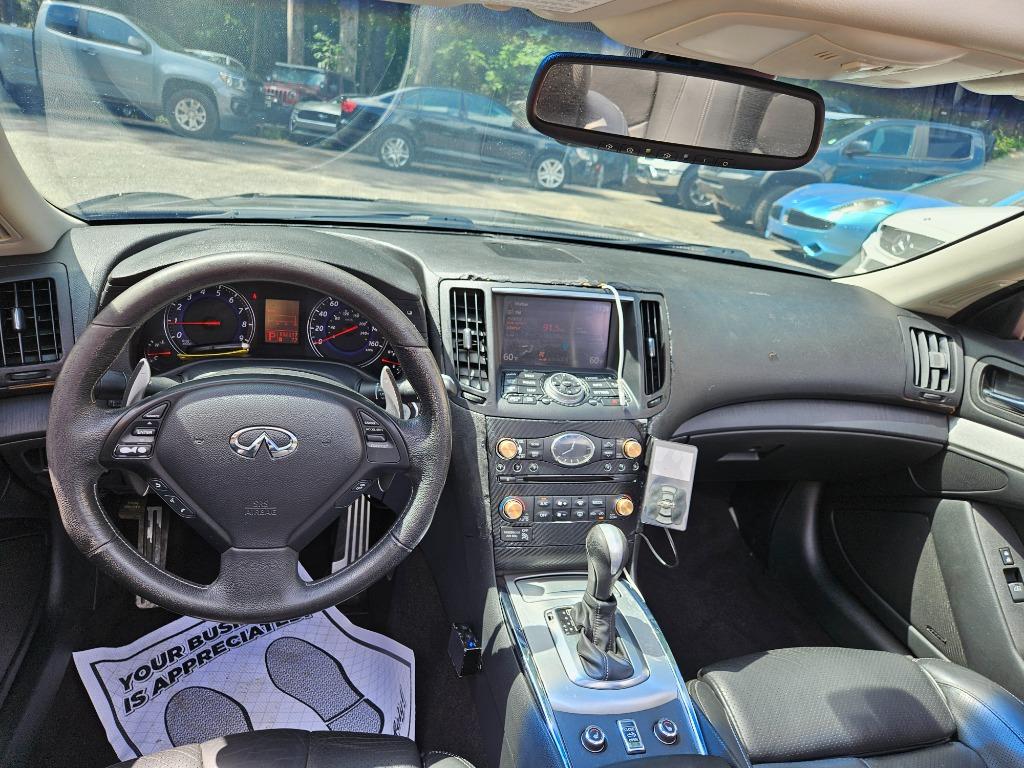 2009 Infiniti Legend Sport photo