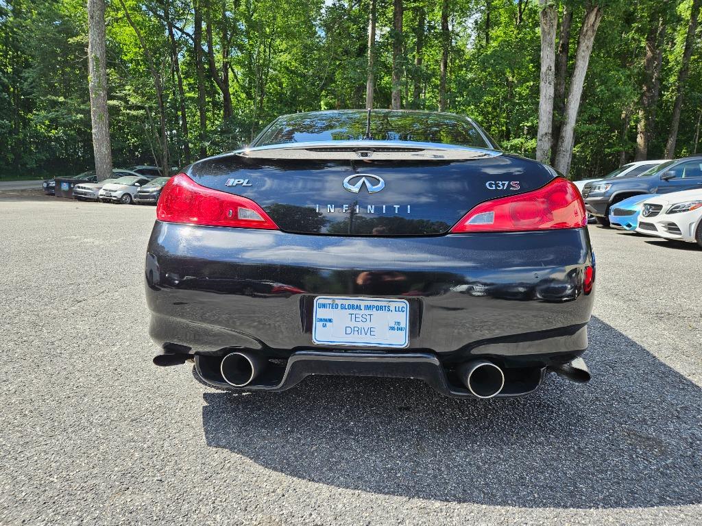 2009 Infiniti Legend Sport photo