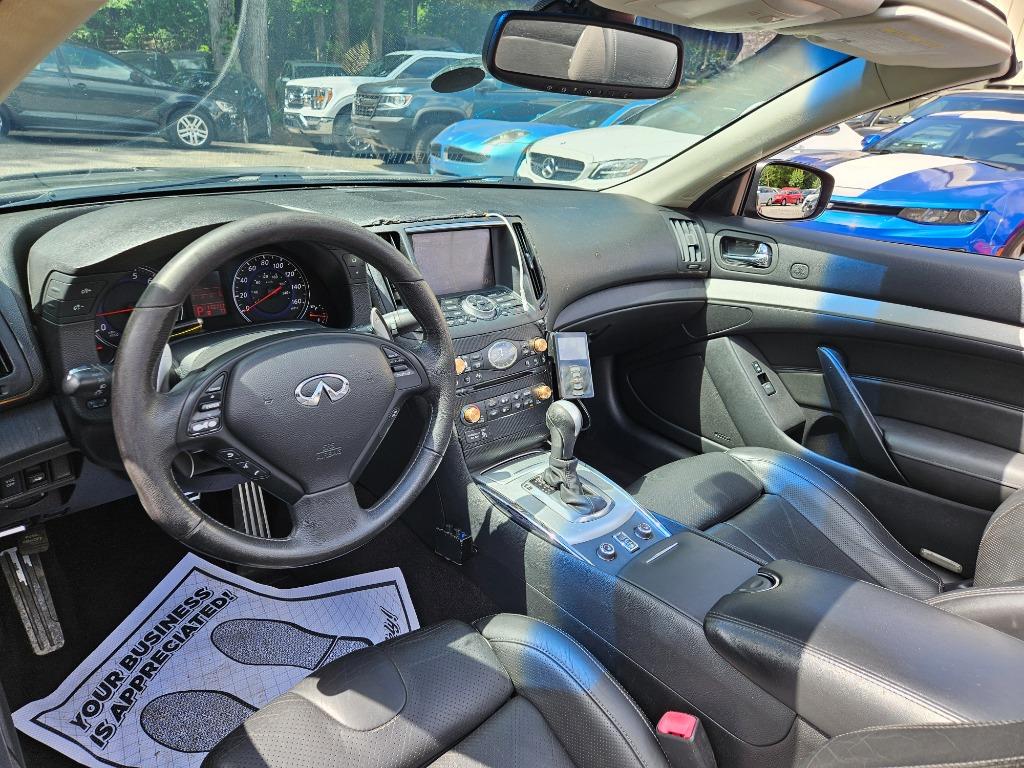 2009 Infiniti Legend Sport photo