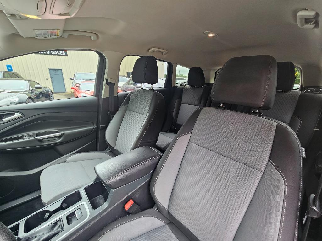 2017 Ford Escape - $8,650