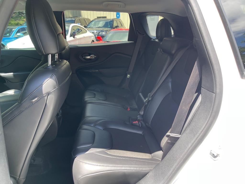 2020 Jeep Cherokee - $17,985