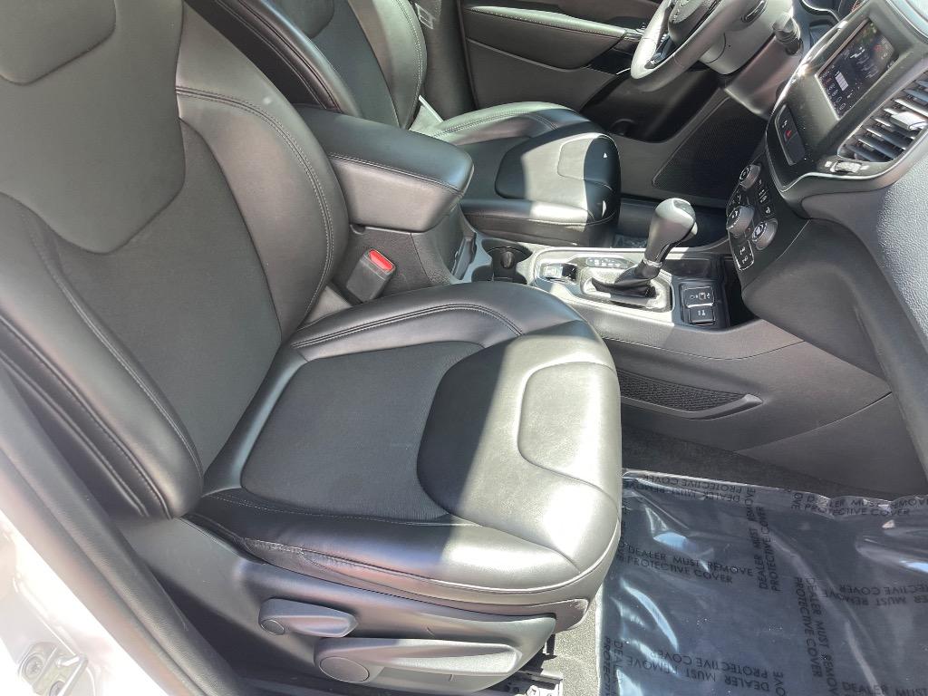 2020 Jeep Cherokee - $17,985