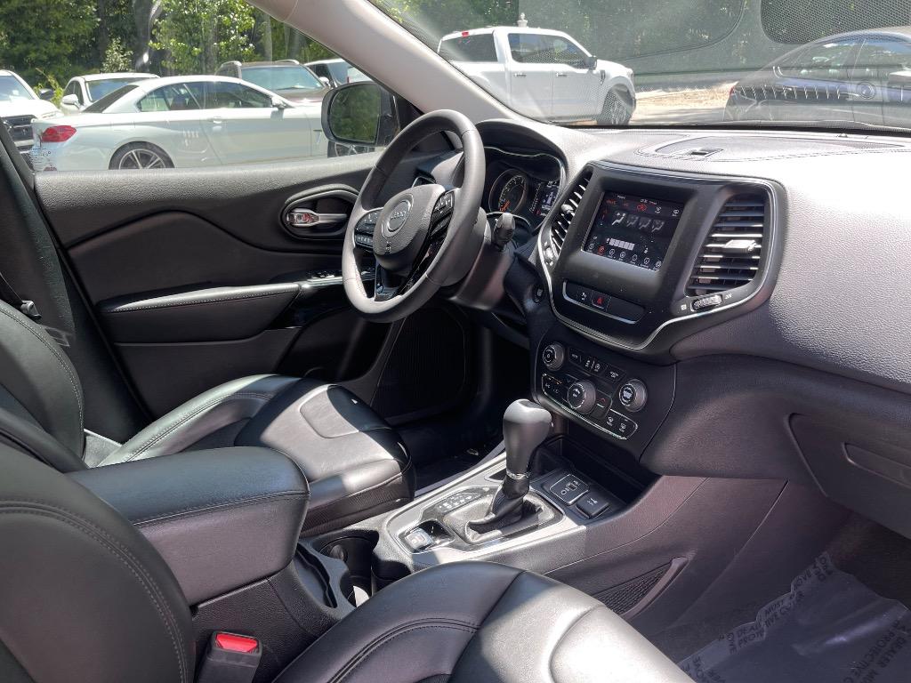 2020 Jeep Cherokee - $17,985