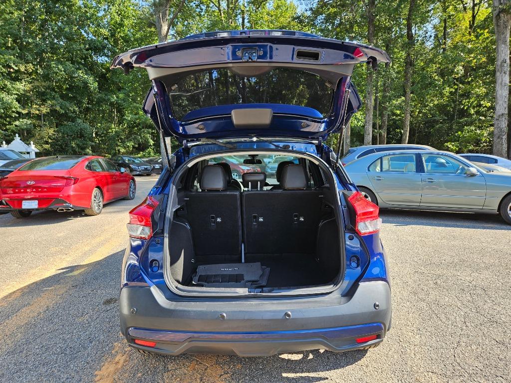 2020 Nissan Kicks - $11,200