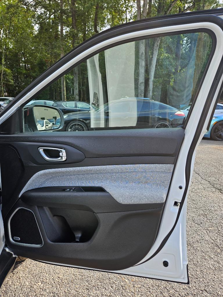2022 Jeep Compass - $18,985