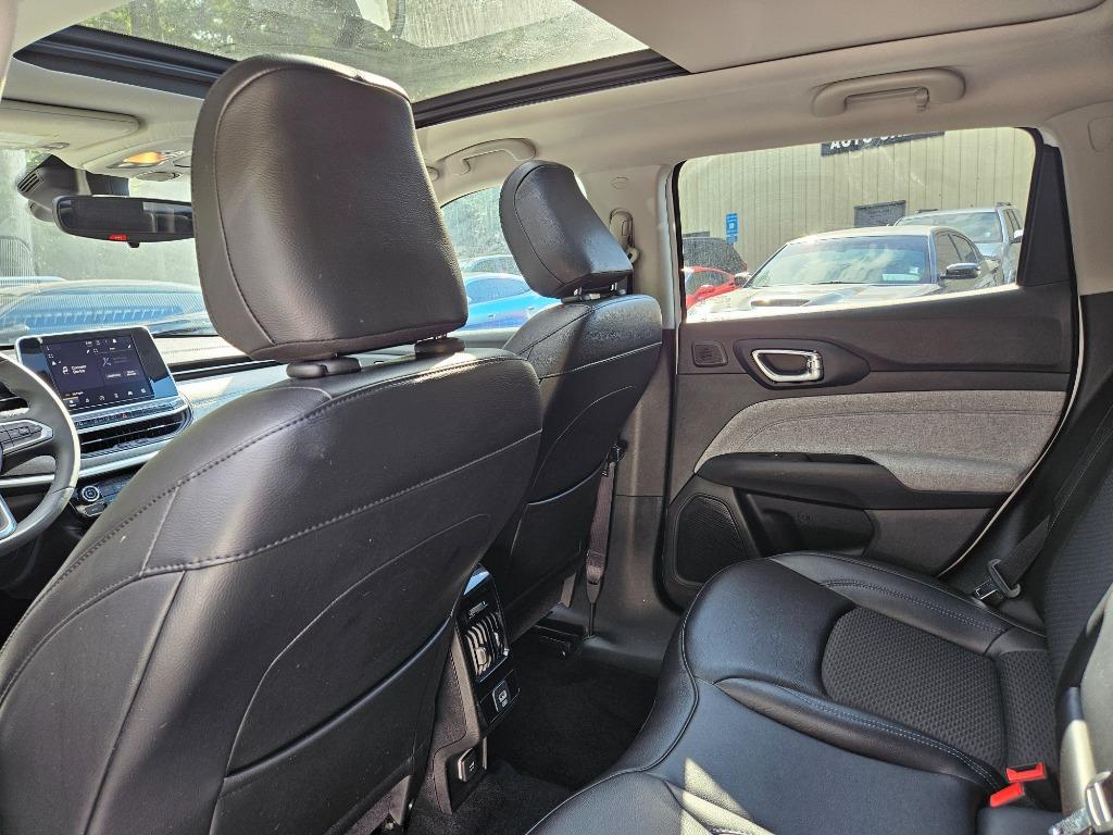 2022 Jeep Compass - $18,985