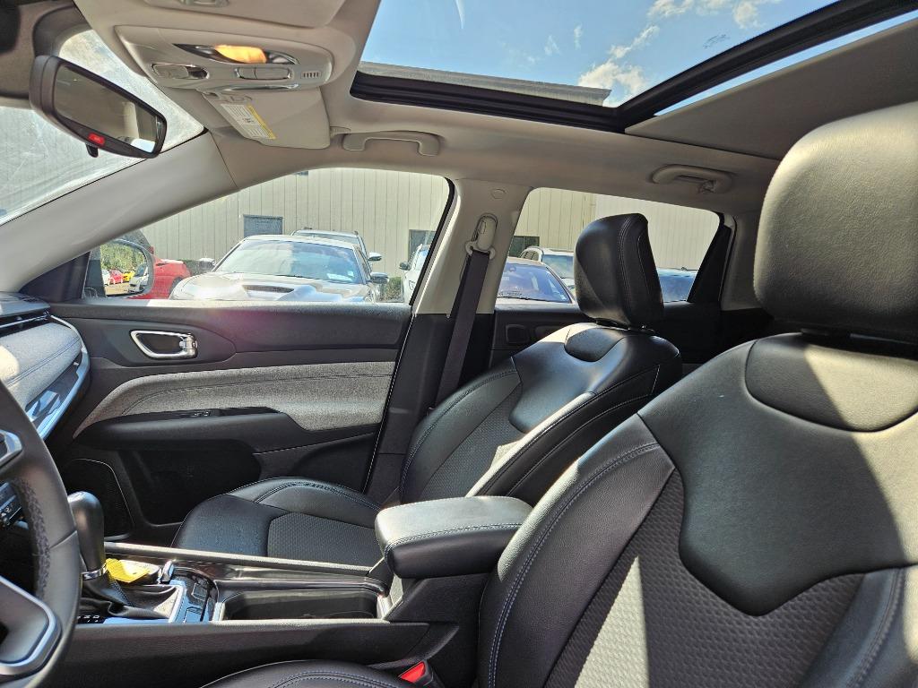 2022 Jeep Compass - $18,985