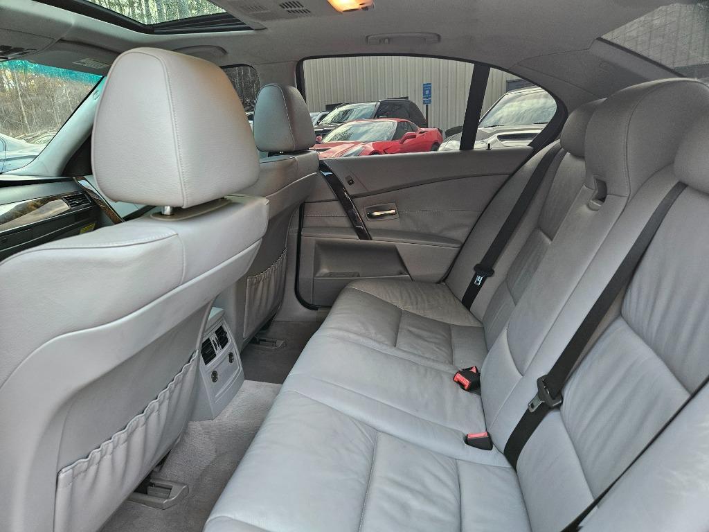 2004 BMW 525i - $7,985