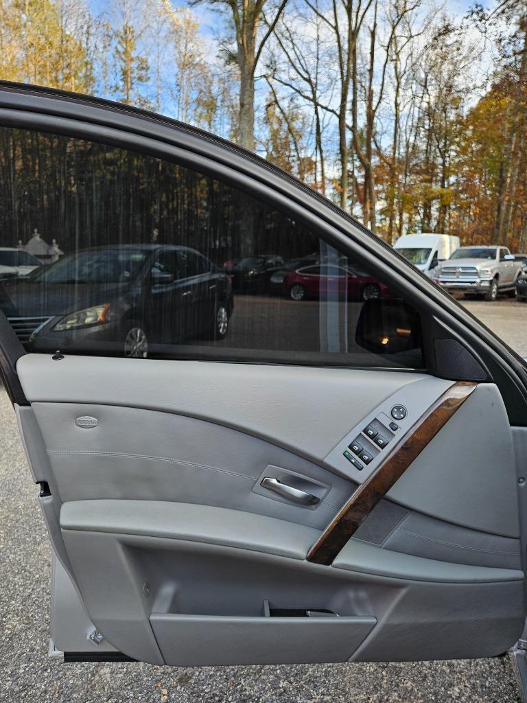 2004 BMW 525i - $7,985