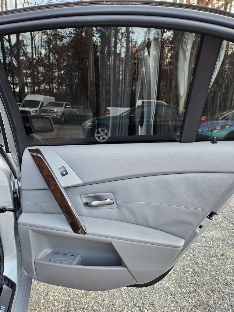 2004 BMW 525i - $7,985
