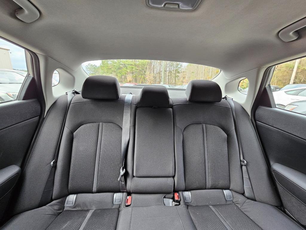 2016 Kia Optima - $9,385