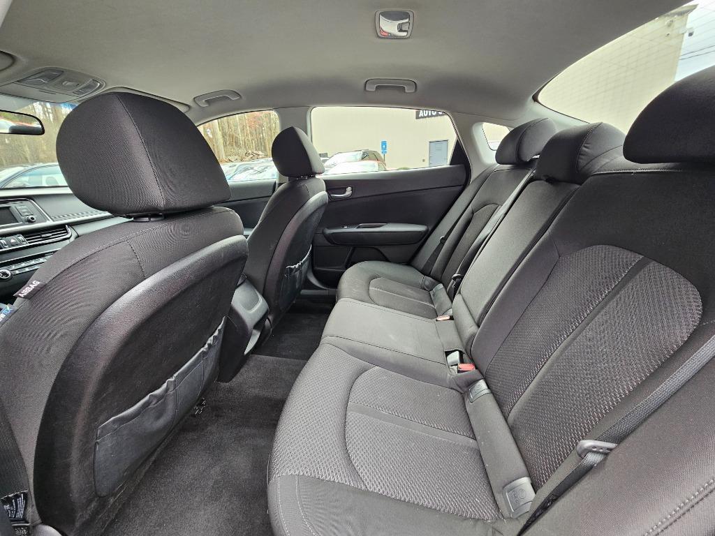 2016 Kia Optima - $9,385