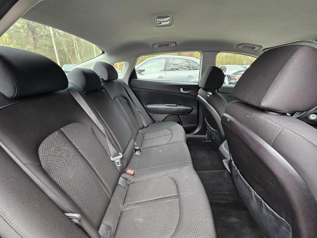 2016 Kia Optima - $9,385