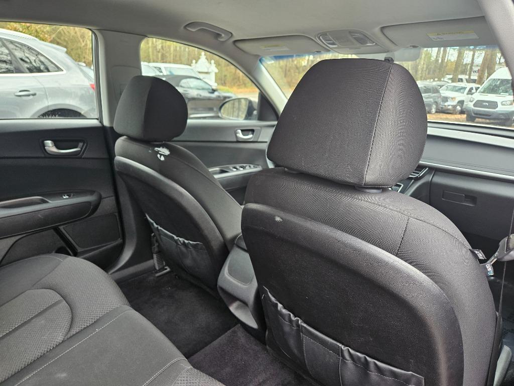 2016 Kia Optima - $9,385