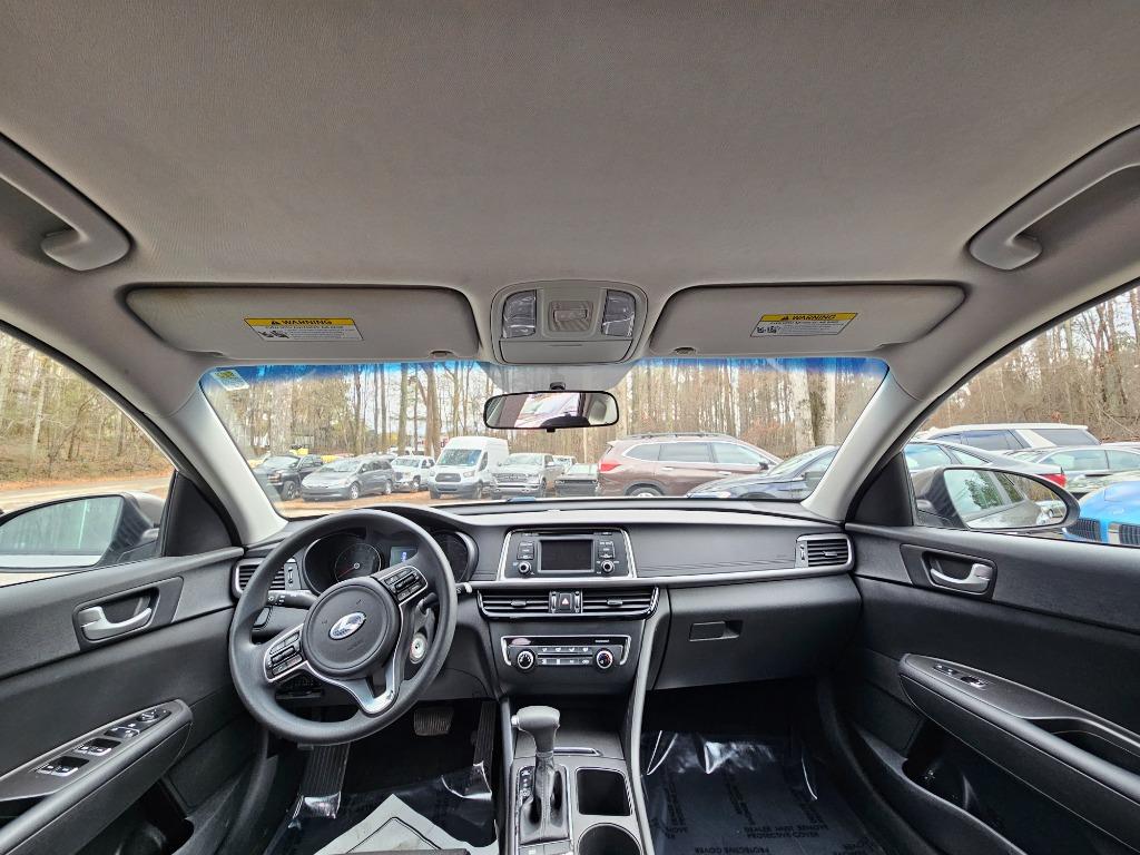 2016 Kia Optima - $9,385