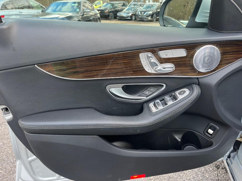 2017 Mercedes-Benz C-Class - $18,485