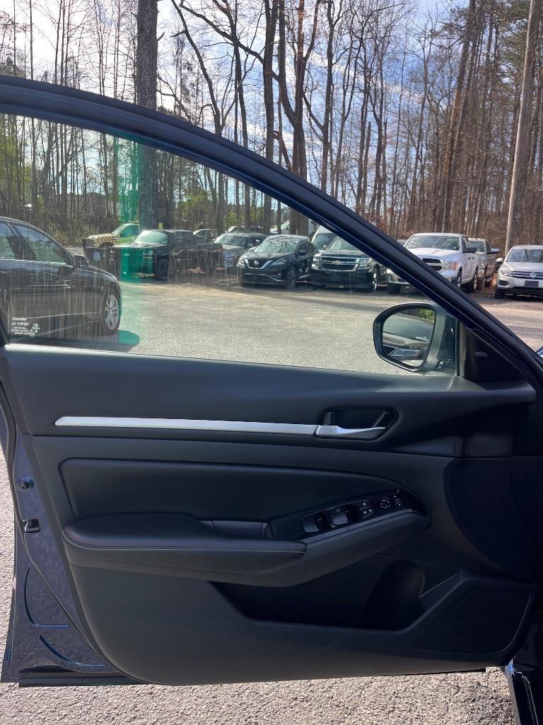 2024 Nissan Altima - $20,185