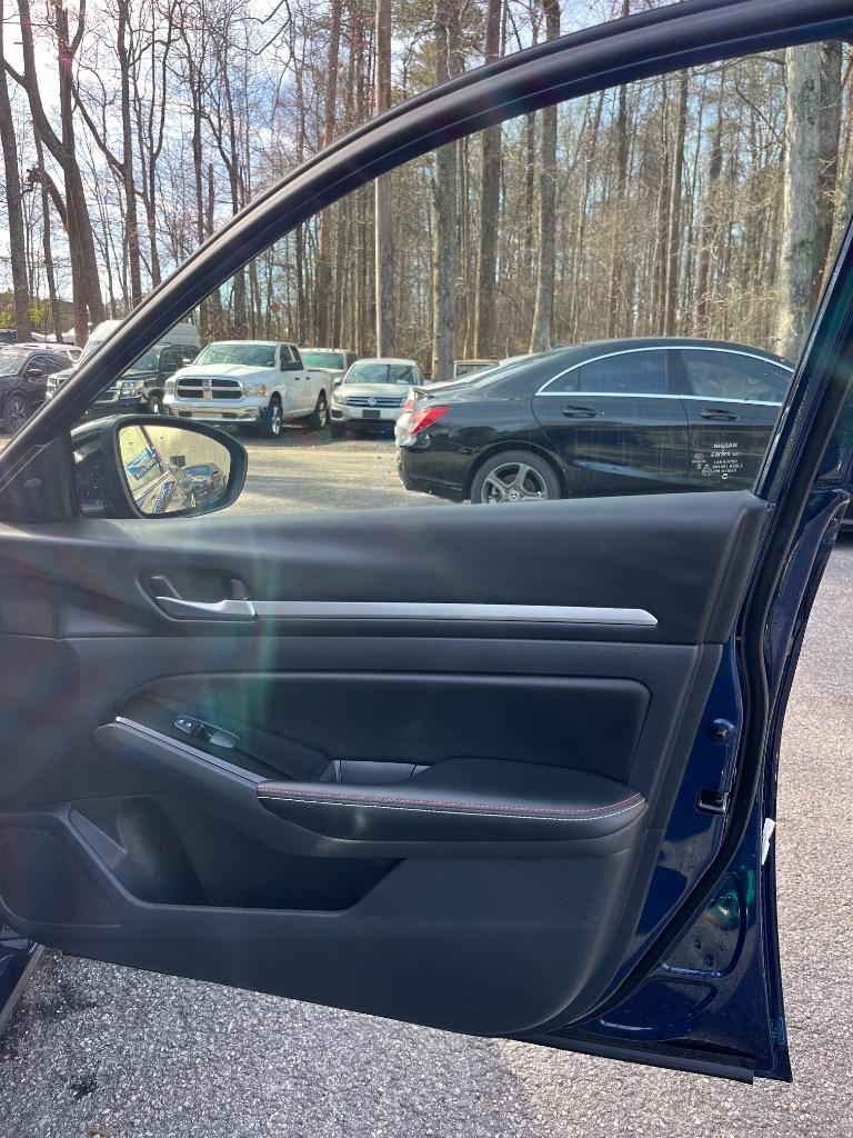 2024 Nissan Altima - $20,185