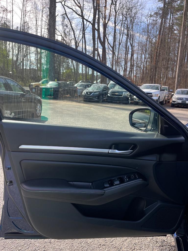 2024 Nissan Altima - $20,185
