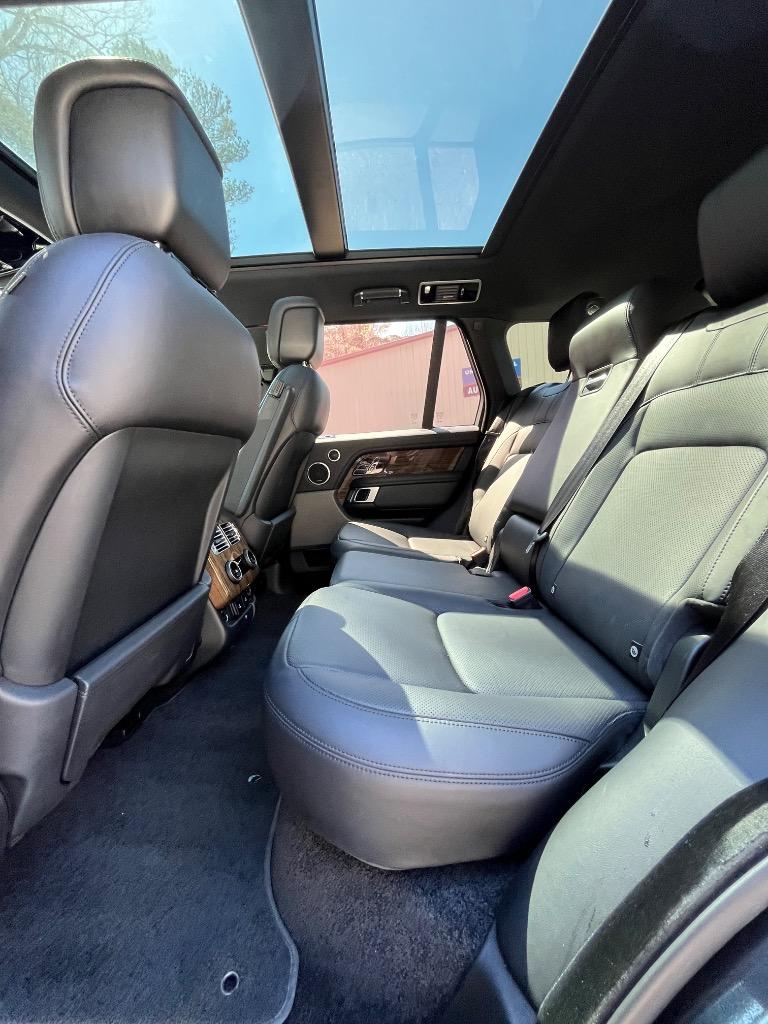 2018 Land Rover Range Rover - $27,985