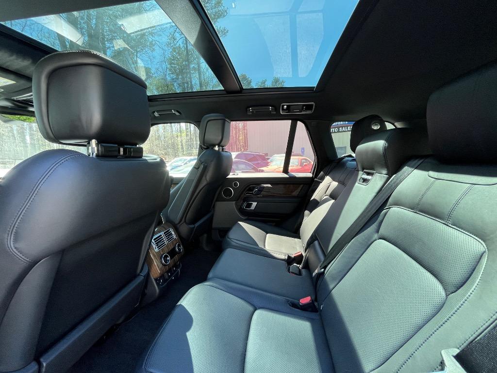2018 Land Rover Range Rover - $27,985